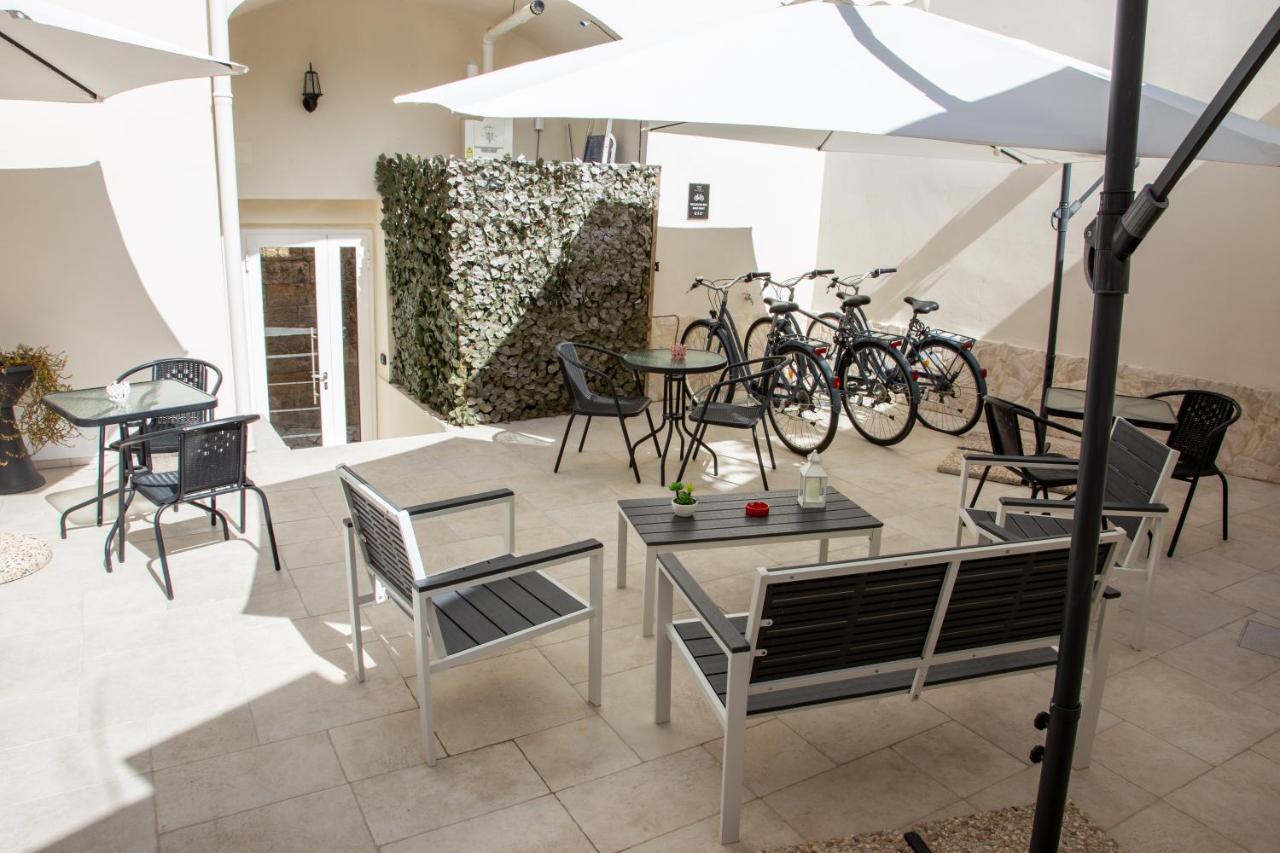 Camera Doppia Letti Singoli Senza Finestra Dimora Guerrieri Apartment Brindisi Exterior photo